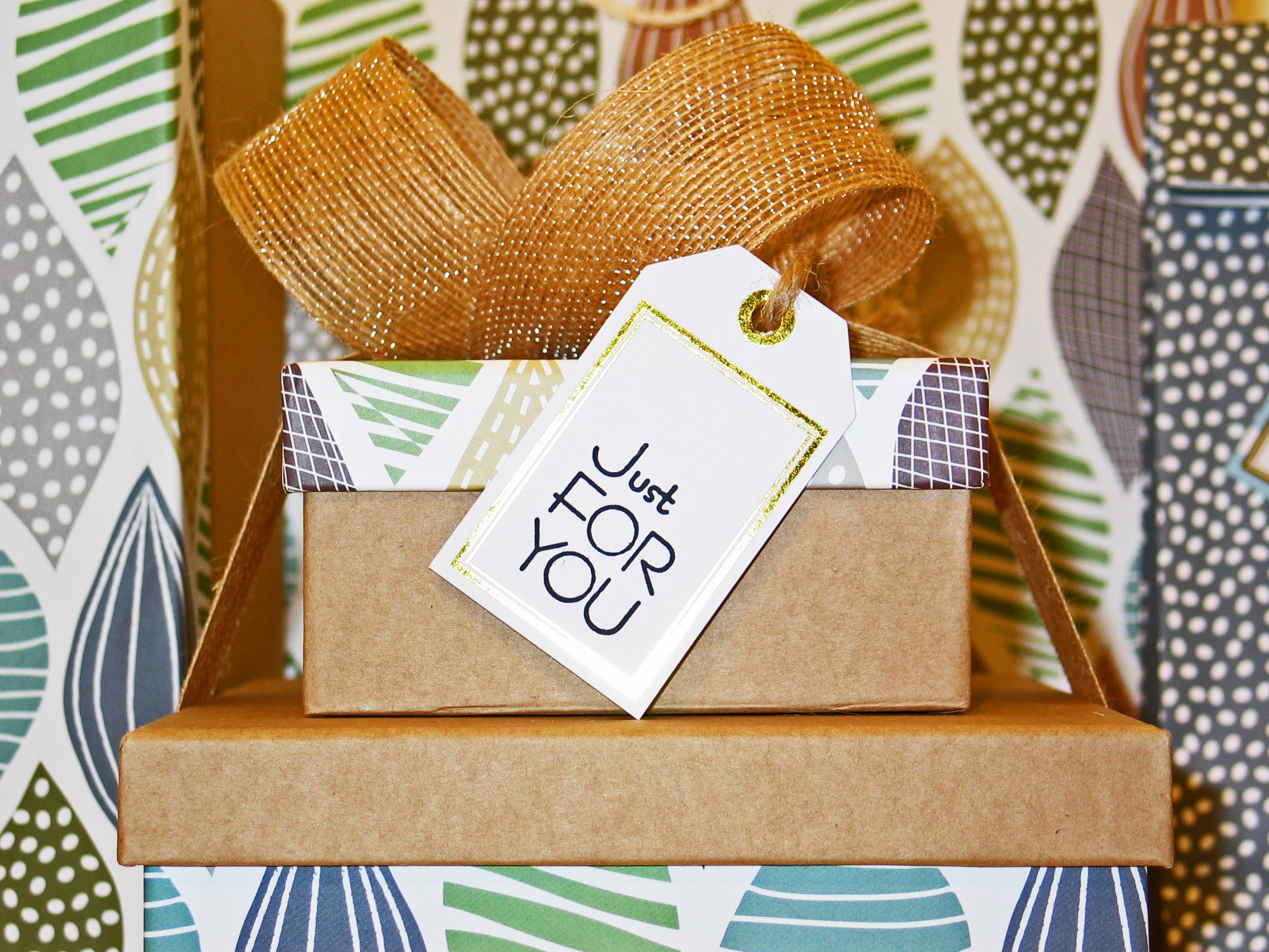 How to Start Up a Subscription Box Company