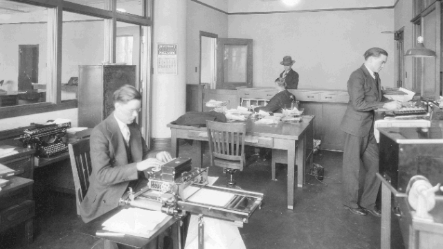 CDW Customer Service Representatives in 1930